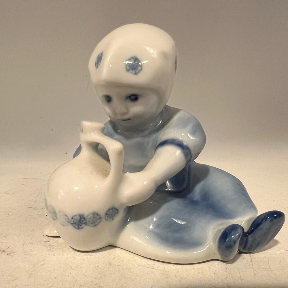 Blue and White Porcelain Figurine